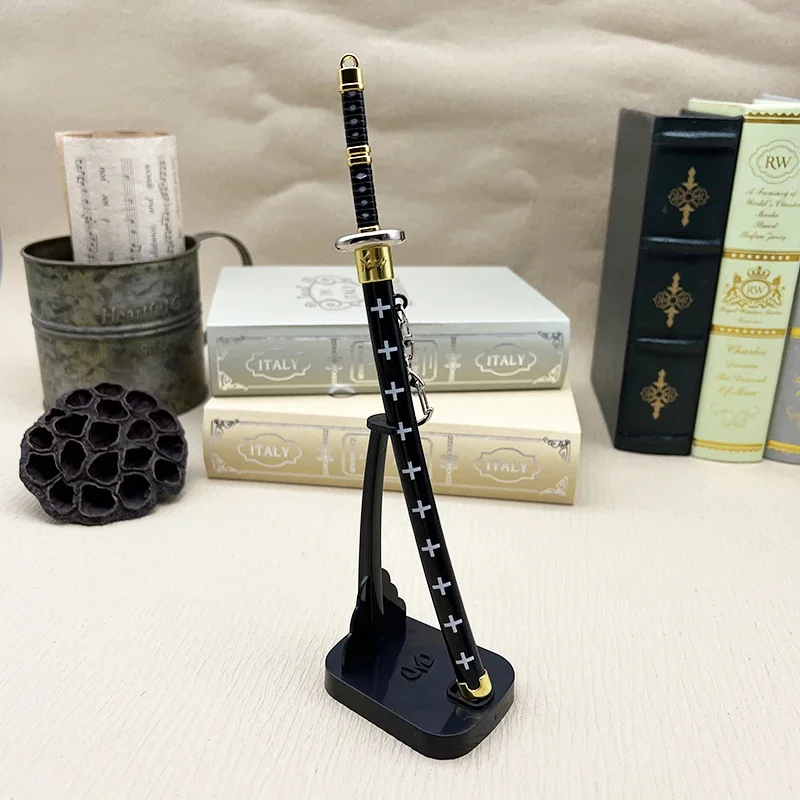 24 см Kikoku Katana Металлическое оружие Модель One Piece Аниме Реплика Trafalgar D. Water Law 1:6 Фигурка Аксессуар Игрушка Украшение Дропшиппинг Оптовая Горячая Распродажа Подарки Новое поступление Подарок Бесплатная