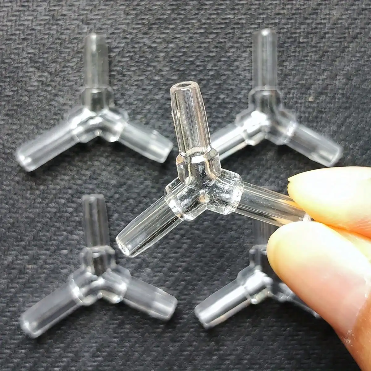 10 Stück 4 mm transparente Kunststoff-Aquarium-„Y“-3-Wege-Luftleitungsverbinder, langlebig, einfach zu installieren für Belüftungssysteme – Detail 2