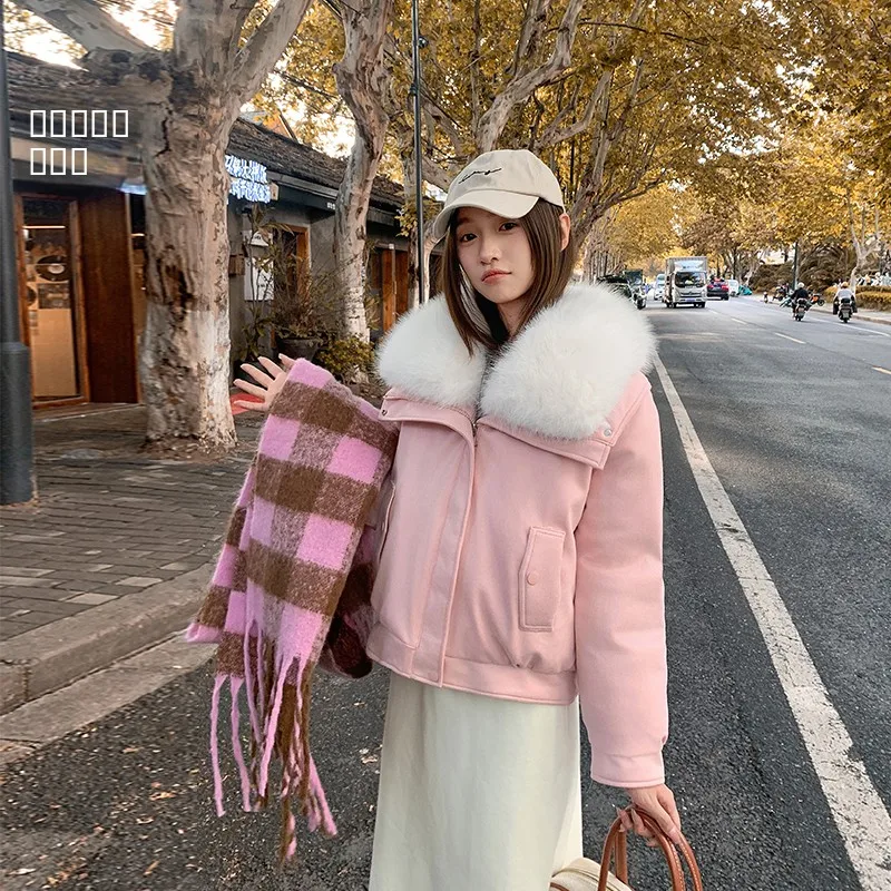 

Women's Thiened down Cotton Jaet with Large Fur Collar ort Sle Korean Version Loose Fit Long Sve Zipper Closure