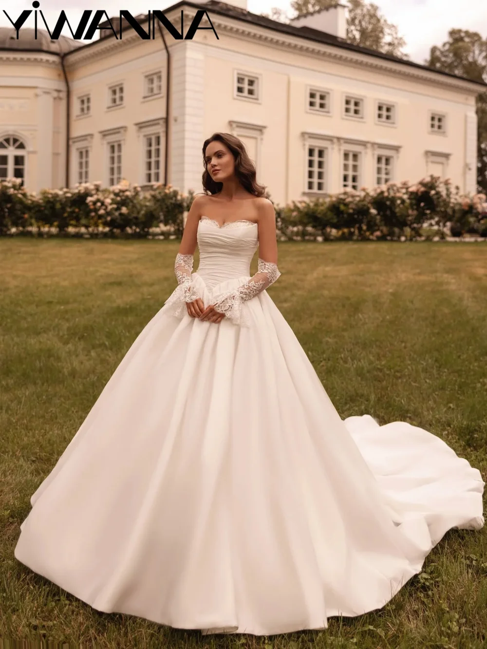 Lace Detachable Sleeve Wedding Dress Ivory Pleated Satin Strapless Bridal Gown Customized Dreamy A-line Long Dresses For Bride