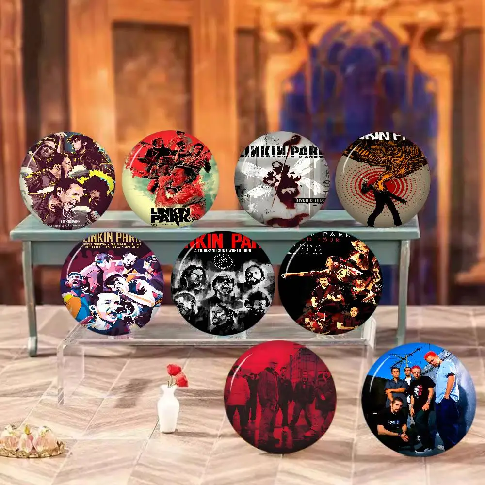 Rockband L-Linkin Coole P-Park Cartoon-Broschen Anime-Abzeichen Runde Handgefertigte Brosche Anstecknadeln Schmuck für Rucksack Kleidung Geschenke