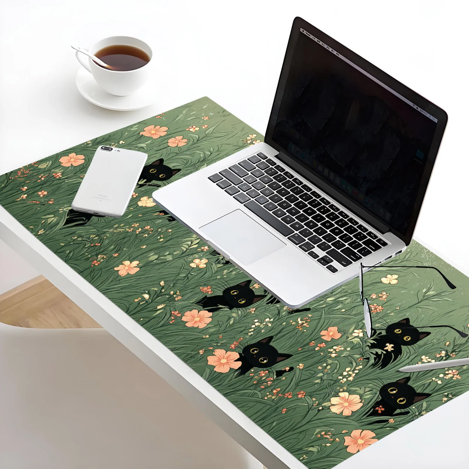 Pink Floral Cute Black Cat Mouse Pad Large Rubber Anti-slip PC Desk Accessories Mousepad for Office and Gamer Keyboard Decor Mat