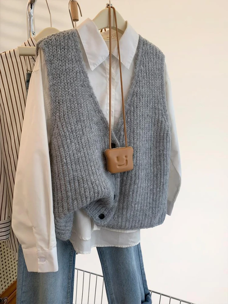 

Grey Knit Vest Women Sleeveless Cardigan Short Tops Design Sweater Autumn Winter Coats Waistcoat Korean Fashion Clothing Trends