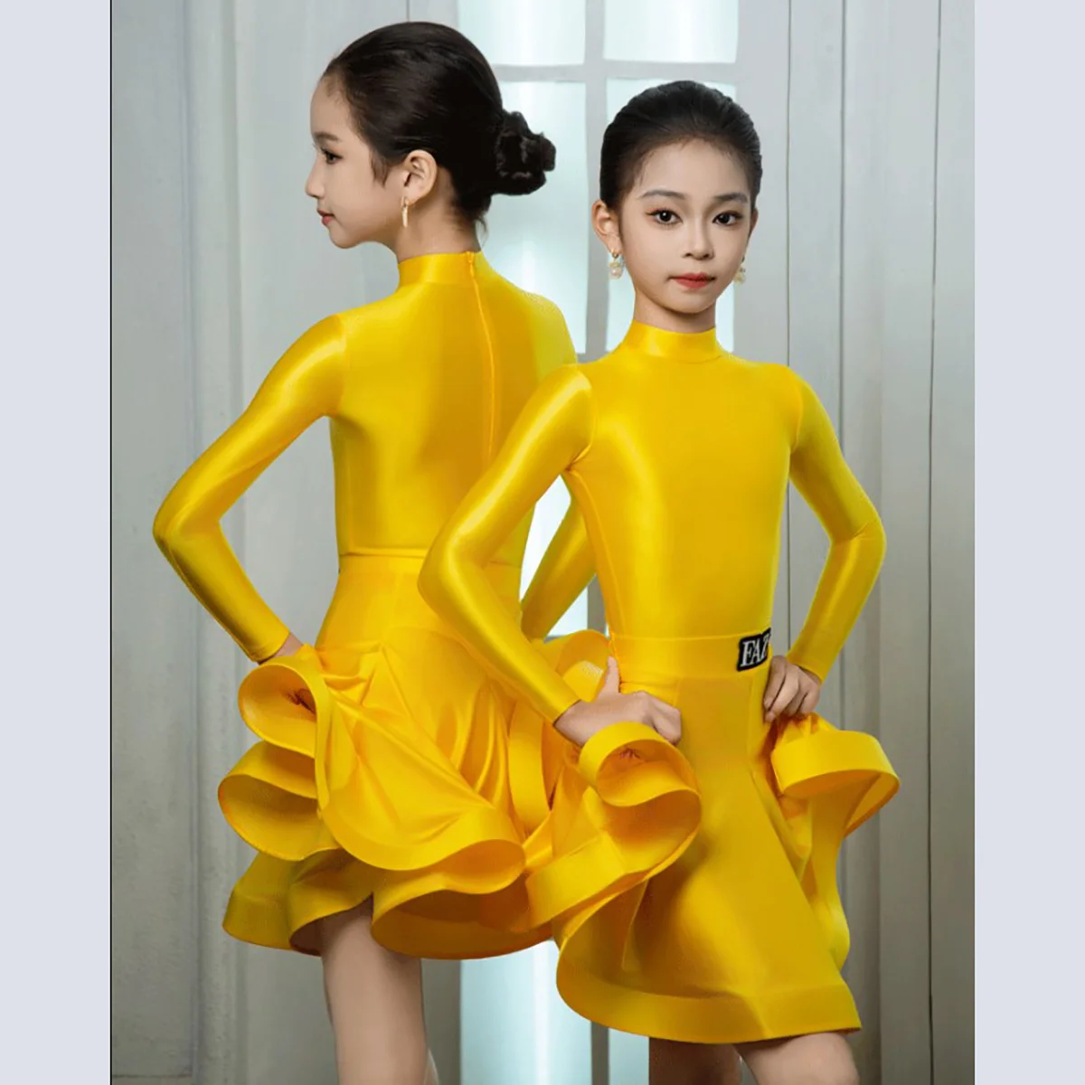 

Children Girls Latin Dancewear Practice Glossy Leather Long Sleeve Bodysuit and Large Skirt Rumba Dance Competition Costume