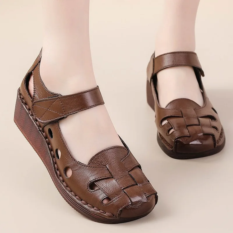 Retro Women Gladiator Baotou Sandals Genuine Cow Leather Hollow Shoes Ladies Casual Soft Bottom Flats Summer female Beach Sandal