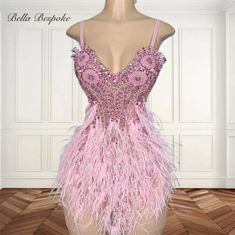 

Pink Sweetheart Short Prom Dresses For Black Girls Beaded Crystal Graduation Gown Feathers 2024 Birthday Luxury Dress Customized