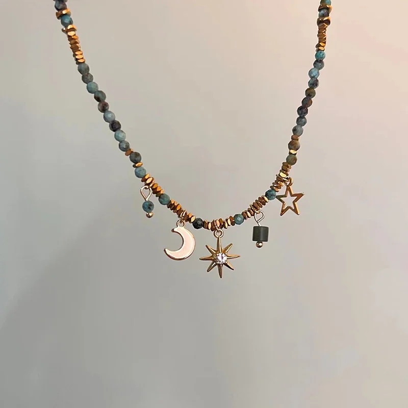 Einfache Farbige Perlen-Metallkette Halskette für Damen Sonne und Mond Luxuriöse Perlenkette Geschenk-Schmuck