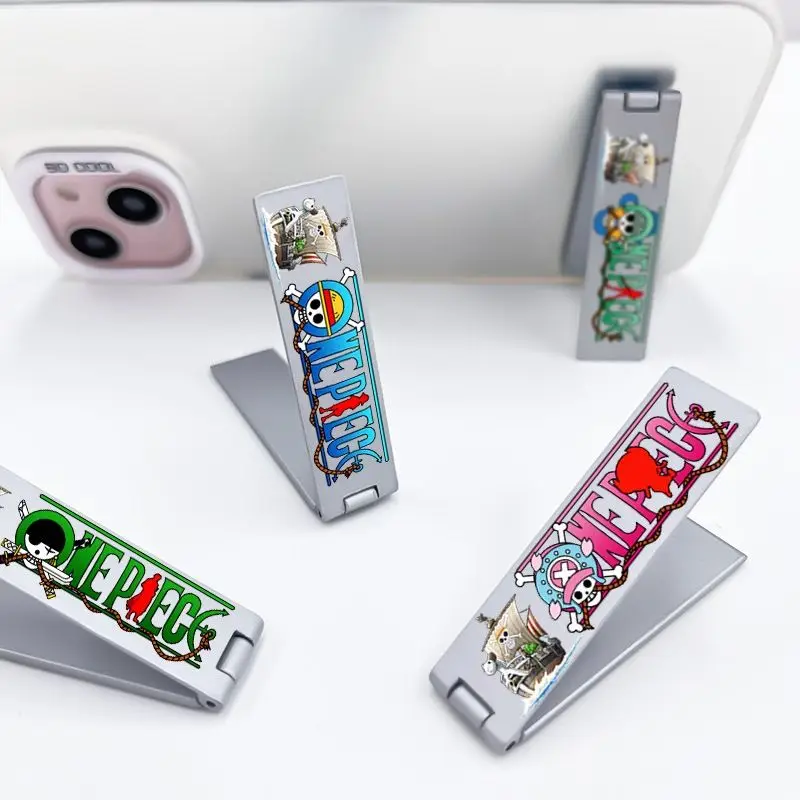 

One Piece anime kawaii peripheral Luffy Chopper Zoro metal portable mobile phone holder cute cartoon small mobile phone holder