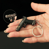 5cm Mini Gun Model Keychain ttiG34 Model Jewelry Weapon Metal Pendant Key Chain Chaveiro Bag Car Key Holders Gift For Kids Men
