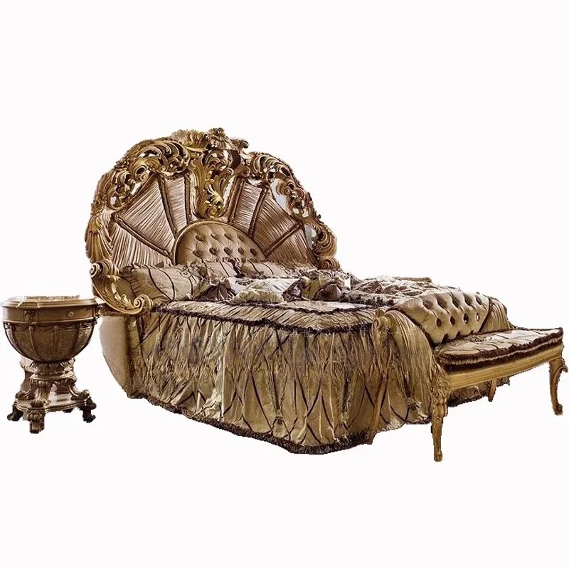Solid wood carving villa, master bedroom queen bed