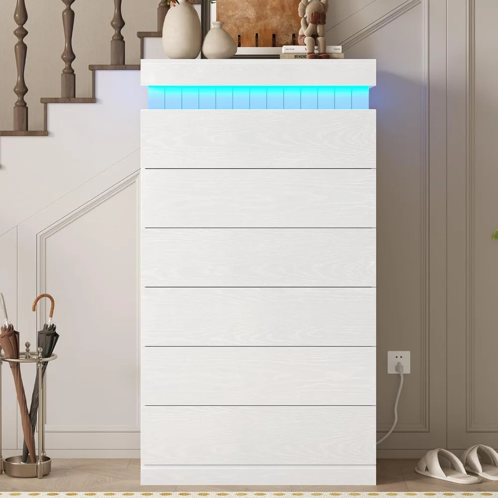Moderne hohe weiße Schlafzimmerkommode mit 6 Schubladen, LED-Beleuchtung und Steckdose, schwebender Stil für die Aufbewahrung im Schrank, große Kommode