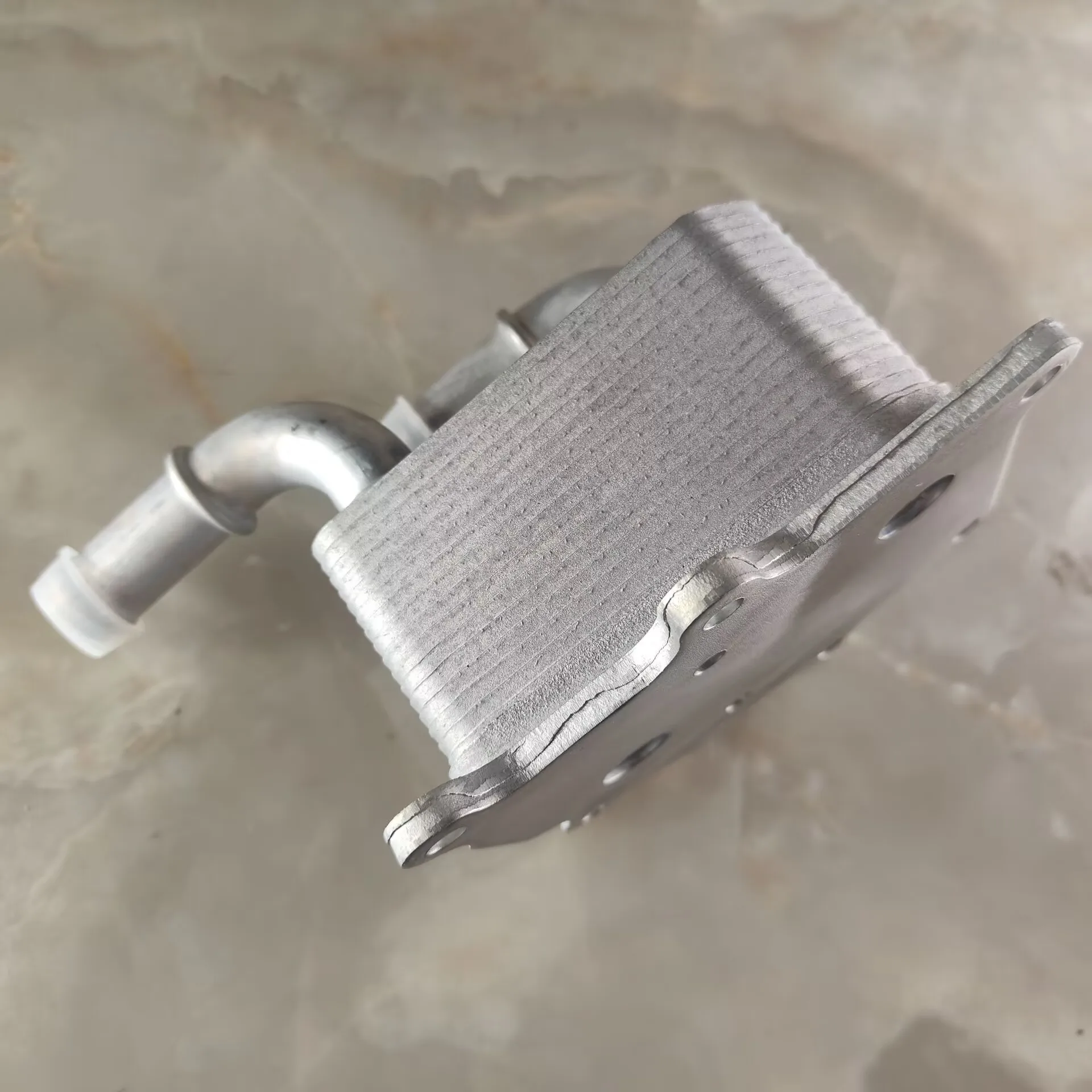 7T4Z-6A642-A Engine Oil Cooler For 2011-2015 explore Edge MKX 3.5L