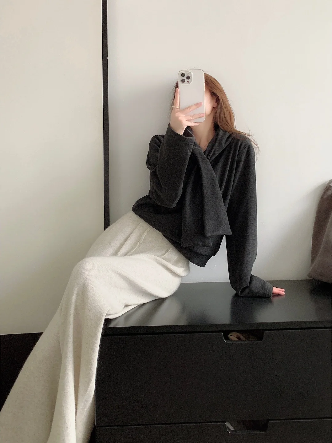 

Женская толстовка с начесом и капюшоном, свободного кроя, с длинными рукавами, высоким воротом и эластичной резинкой, повседневная, удобная.