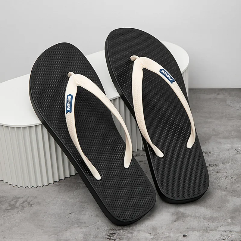 2024 Flat-bottomed Bathing Wear-resistant Slippers Summer Beach Shoes Men Slippers Sandals Fashion Flip-flops Men Wear Simple