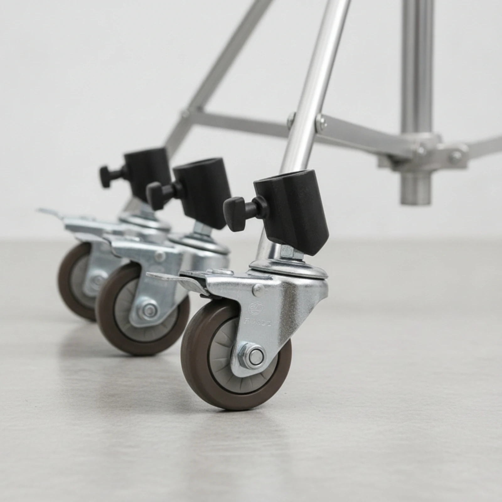 3 Pieces Studio Stand Caster Professional Light Stand Wheel with Brake Casters Sturdy Hardware Universal for Photographers