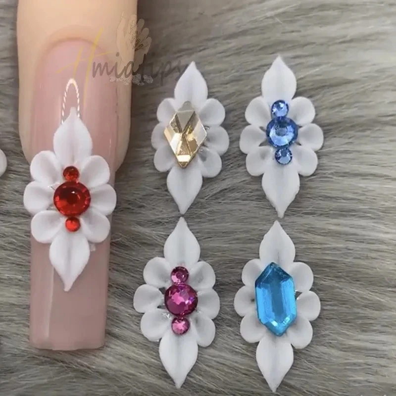 Handmade requintado prego escultura acrílica flores, pétala encantos com pérola, strass, cristal esculpido, DIY Manicure decoração, 3D