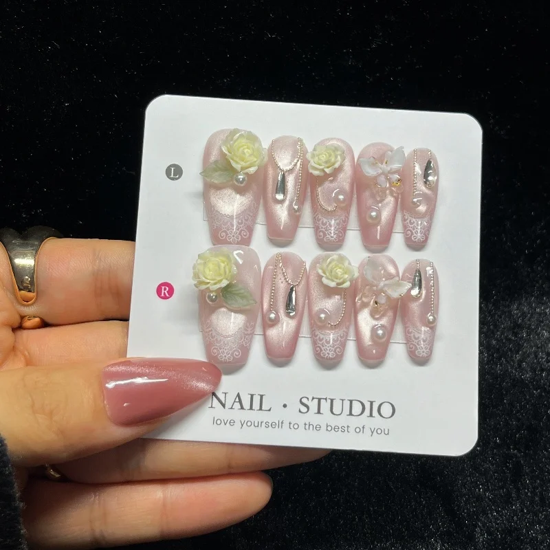 

10PCS Nude Pink Cat Eye Medium Coffin False Nails Handmade 3D Roses Butterfly Decor Press on Nails Sweet Lace Pearl French Nails