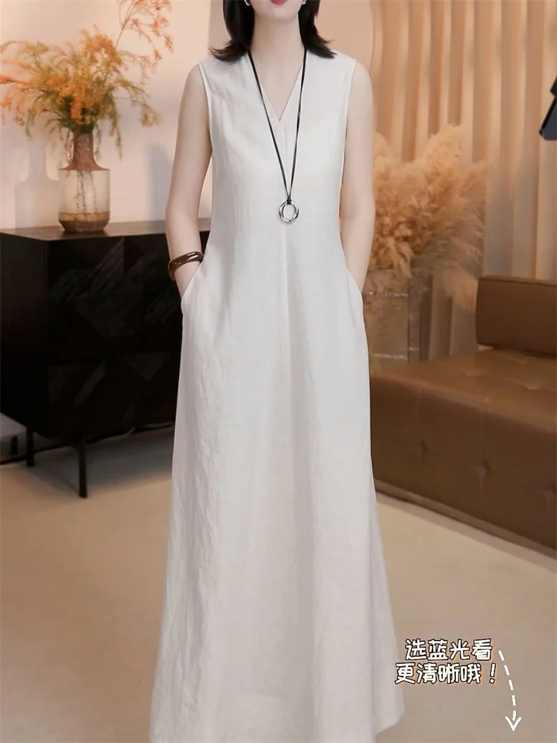 Estilo minimalista desplazamientos vestido versátil de moda para mujeres primavera 2025 nuevo vestido largo artístico sin mangas con cuello en V para madre