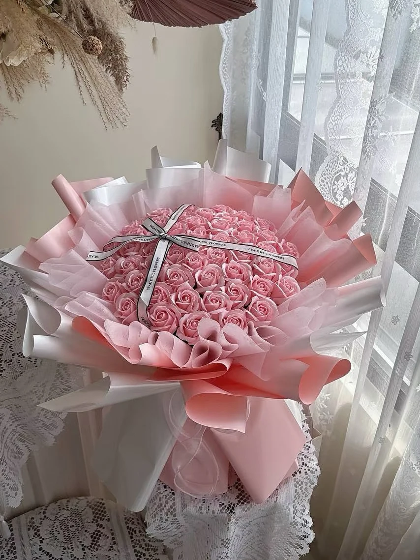 

Букет из мыльных роз: вечные цветы, искусственные цветы для предложения руки и сердца, подарка девушке, лучшей подруге, на день рождения, праздник.