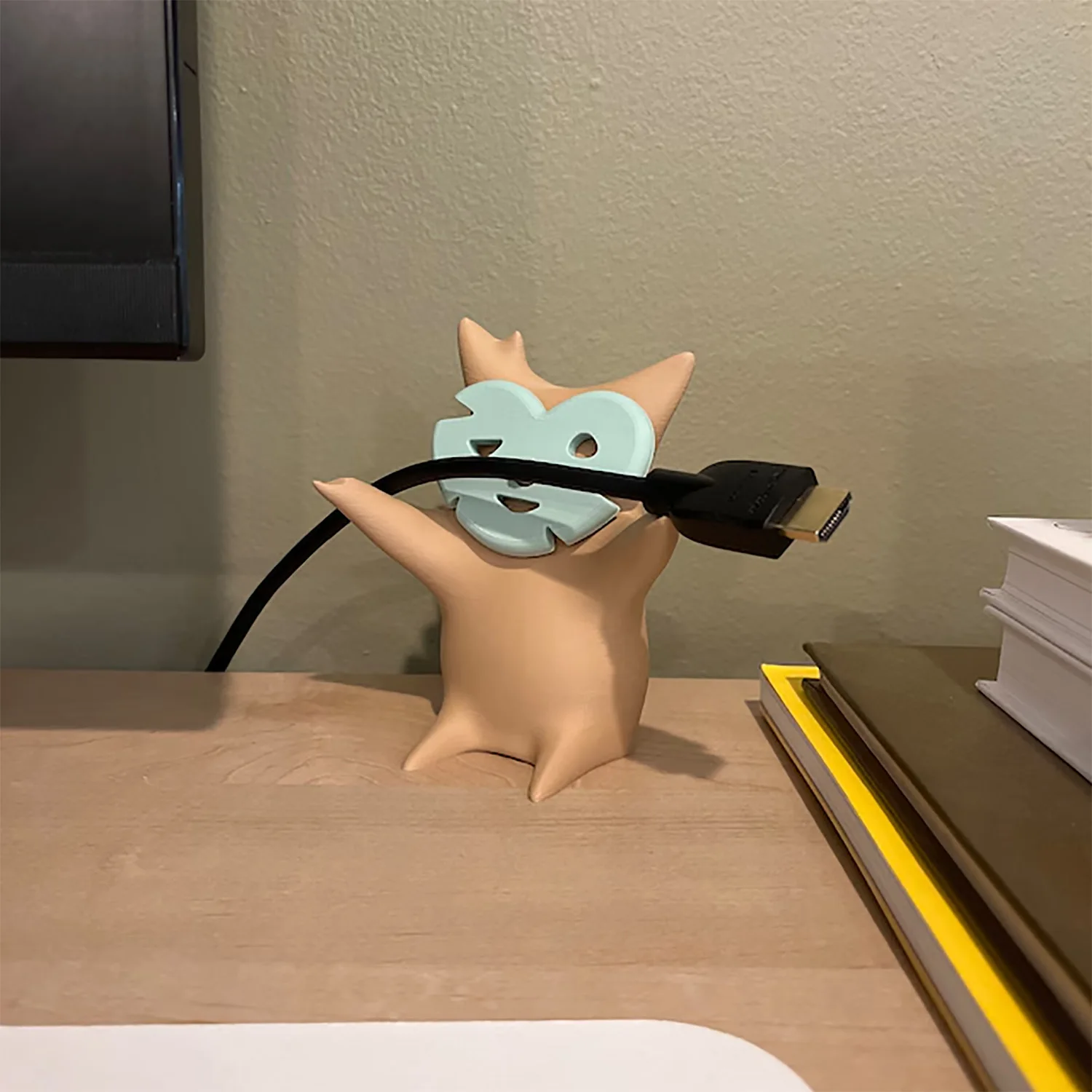Korok Pencil Holder - Korok Statue view 2