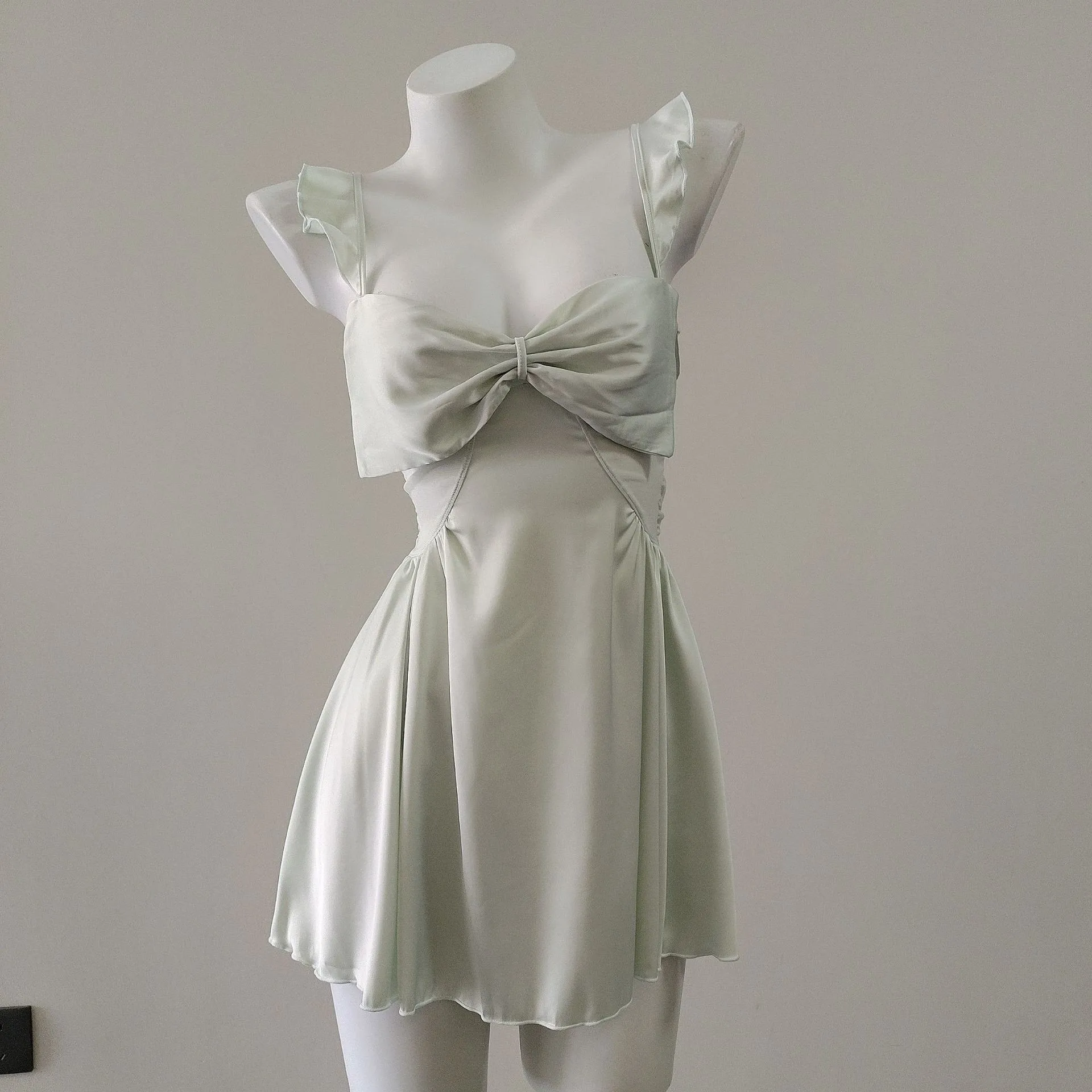 

2026 New Sexy Ice Silk Suspender Nightgown with Lotus Leaf Shoulder Strap Womens Big Bow Mesh Sleepshirts With Chest Pad Pajamas