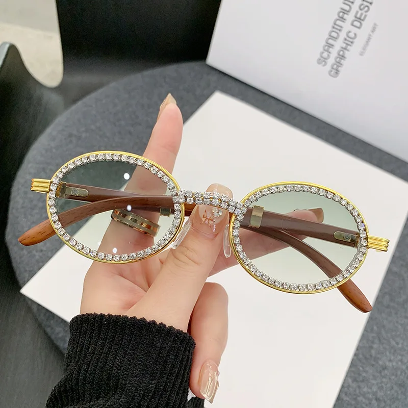 Vintage Round Diamond Sunglasses Rhinestone Shades Eyewear Oval Crystal Punk Sun Glasses Fashion UV400 Protection Glasses