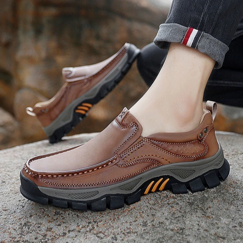 

Retro Style Leather Loafers Mens Comfort Casual Shoes Breathable Male Driving Footwear Moccasin Travel Climbing Camping Footwear