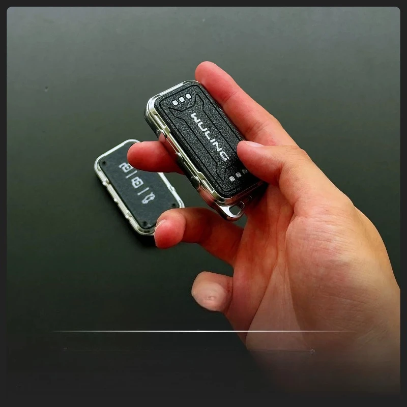 For Wuling Xingguang S 730 560 EV Metal Car Key Protective Cover Non-Destructive Modified Replacement Remote Fob Shell Interior