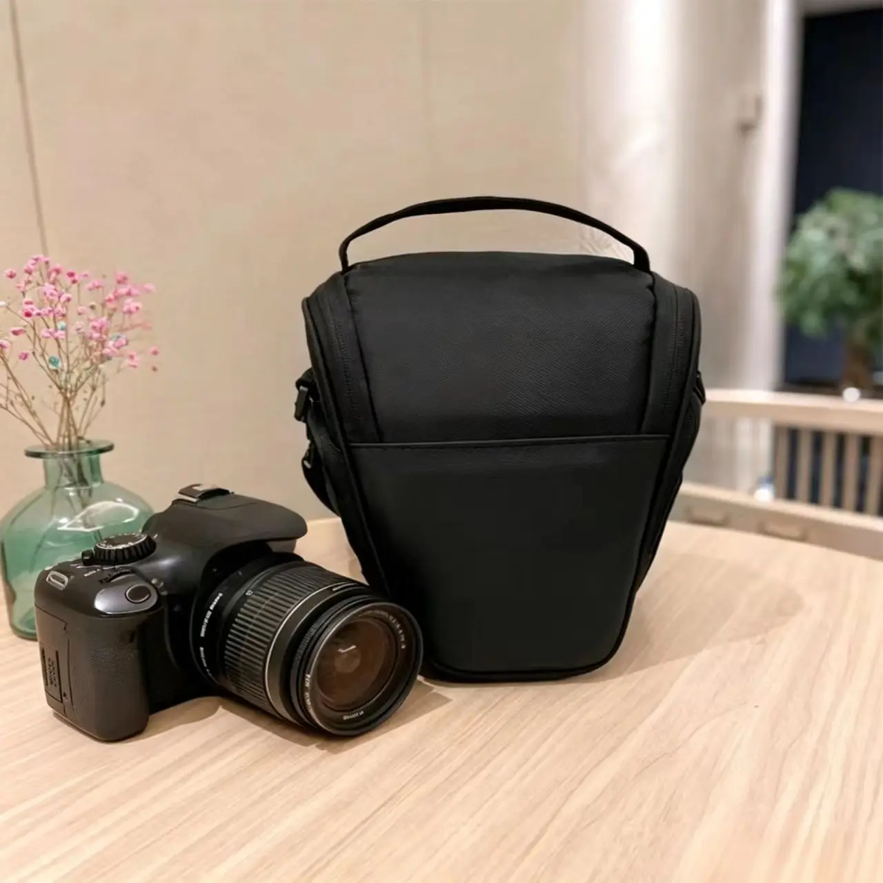 Triangle Digital Camera Bag Single Shoulder Photography Bag Inner Pocket Micro Single Telephoto Machine Storage Bag Por