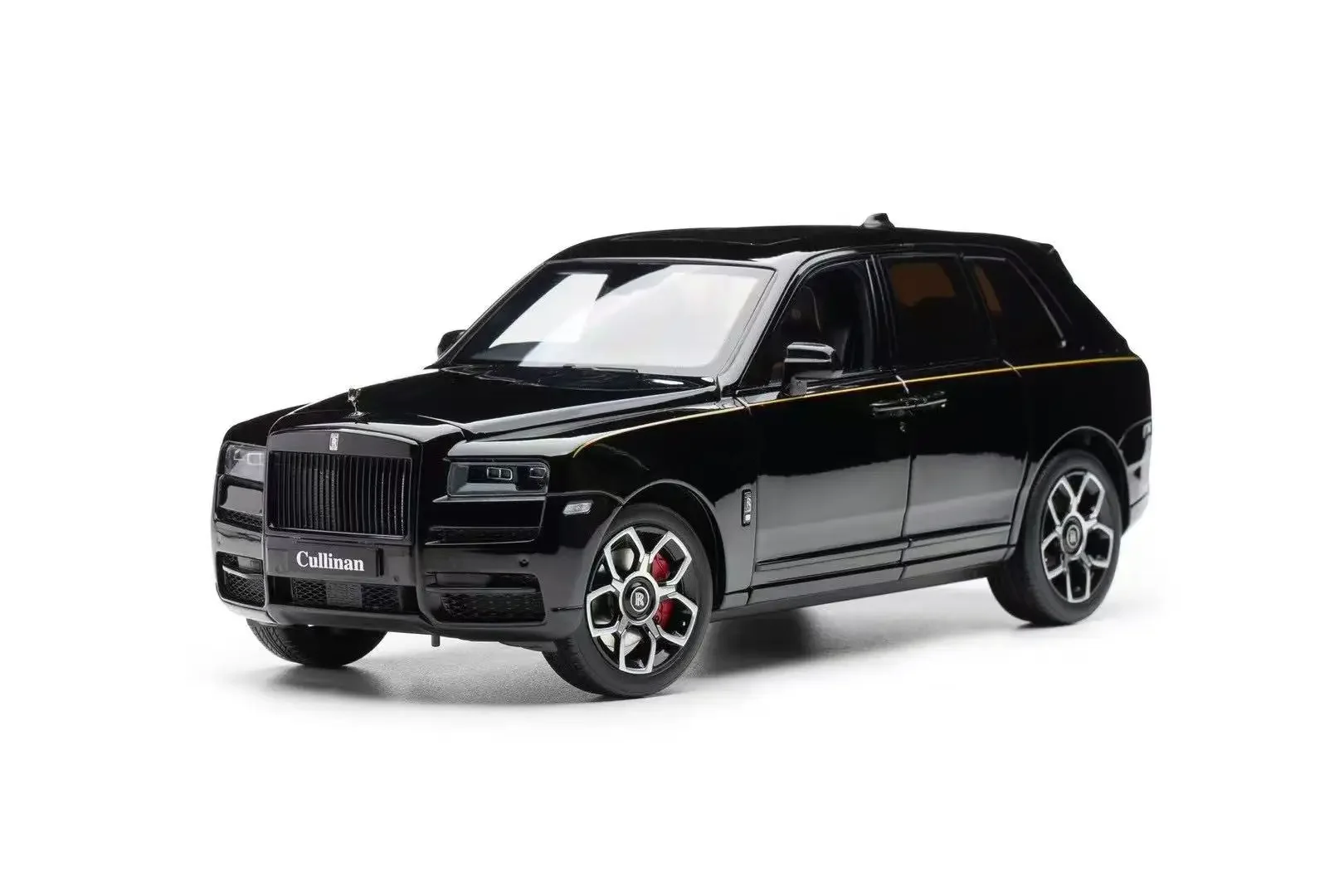 

OEM 1:18 Cullinan Black Golden Waistline Simulation Limited Edition All Open Alloy Metal Static Car Model Toy Gift