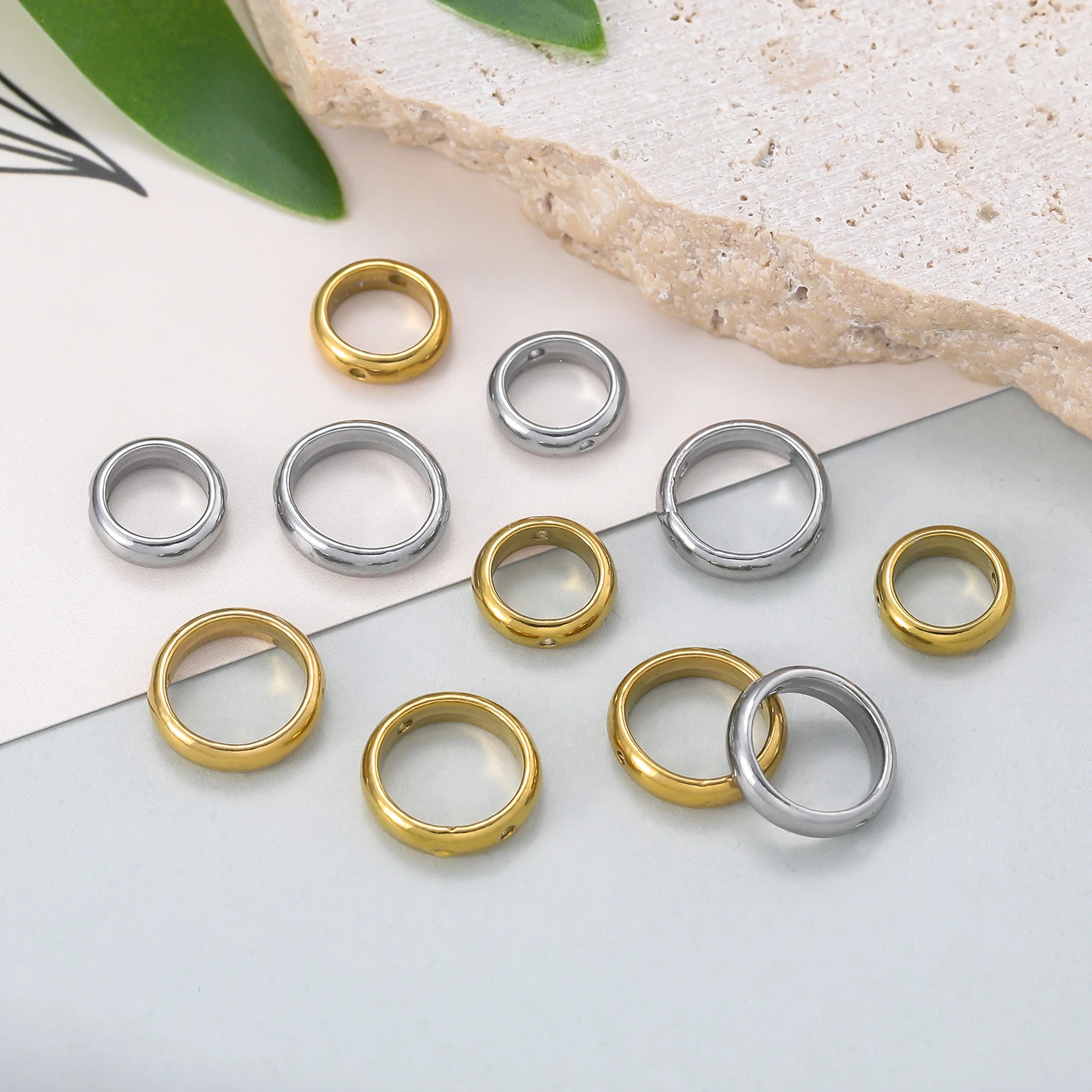 

5Pcs/Pack Stainless Steel Double Hole Round Frame Beads Connectors for DIY Jewelry Necklace Bracelet Making Accessories