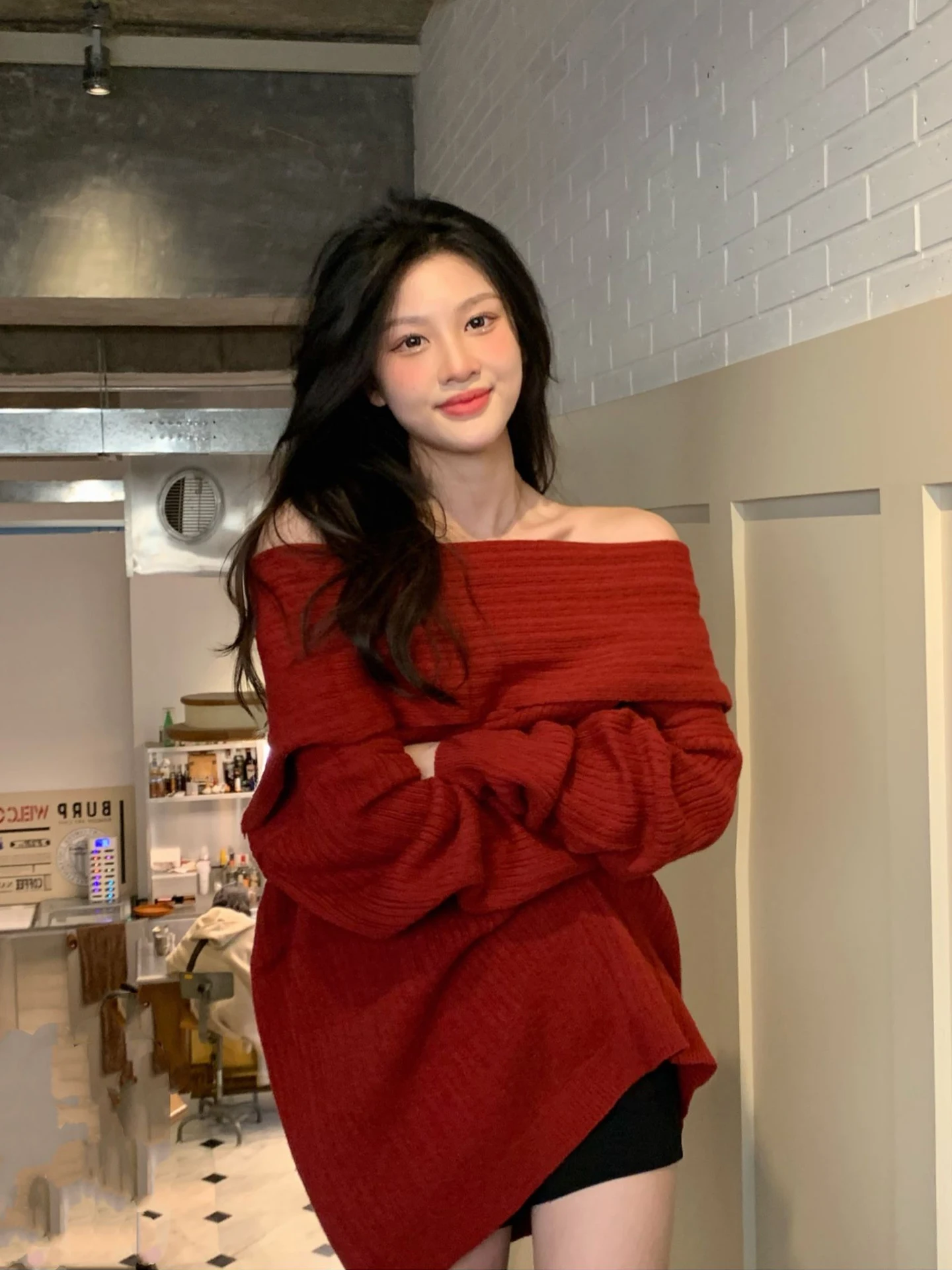 

Новинка! Красный вязаный свитер Cisas с открытыми плечами для женщин. Модный повседневный трикотаж с длинными рукавами для осени и зимы.