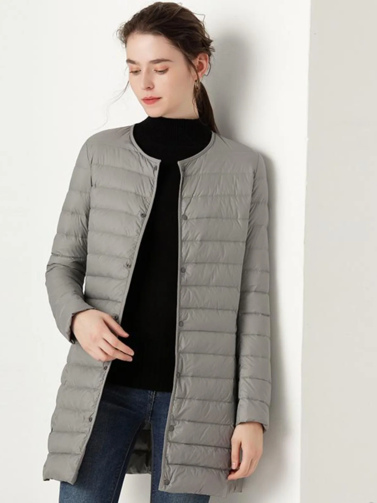 منتفخ أنيق متوسط الطبقة. هذا معطف خفيف الوزن ومتوسط الطول مع رقبة مغرفة مثالي للطبقات. مقاسات كبيرة. #3