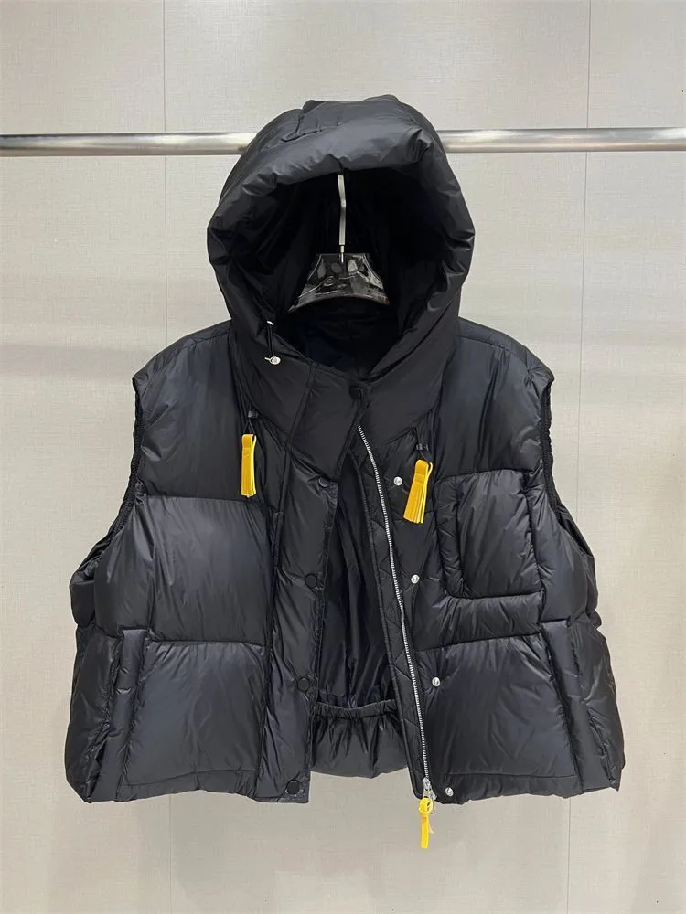 เสื้อกั๊กผู้หญิงแบบมีฮู้ด ดีไซน์ใหม่ ปี 2026  ผ้าฝ้ายบุใยดาวน์ สำหรับฤดูหนาว ทรงหลวม แฟชั่น หนา อุ่น สไตล์เสื้อโค้ท