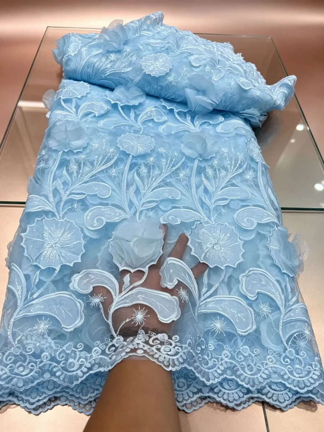 Jaskrawożółta, trójwymiarowa k – Embroidery Rose recenzja i cena