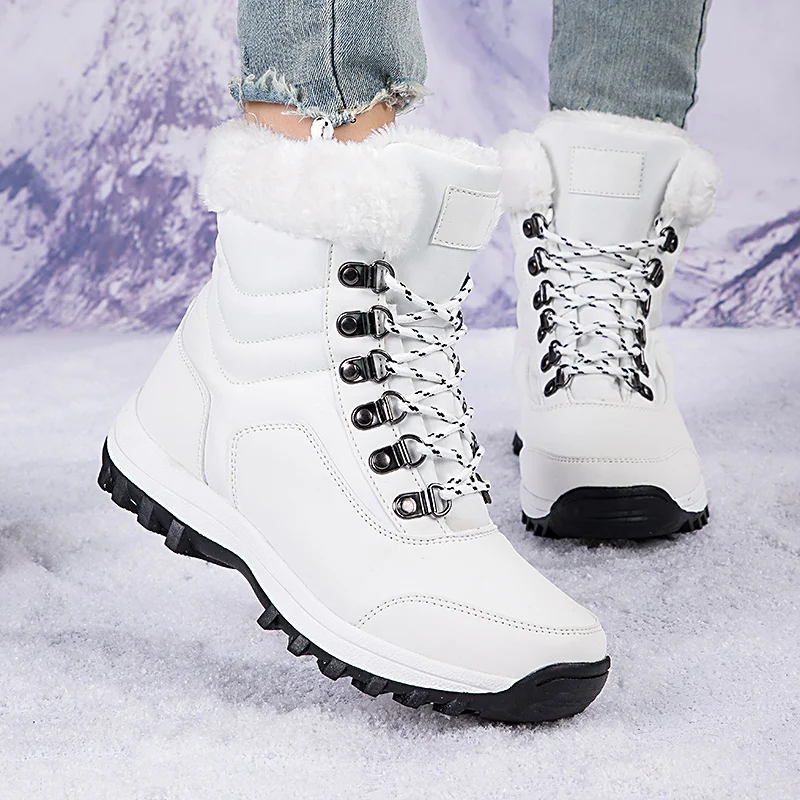 Zimowe damskie buty śniegowe 2024 New Outdoor Thickened Plush Female Sneakers Snow Shoe Warm Thick Sole Snow Waterproof Cotton Boot