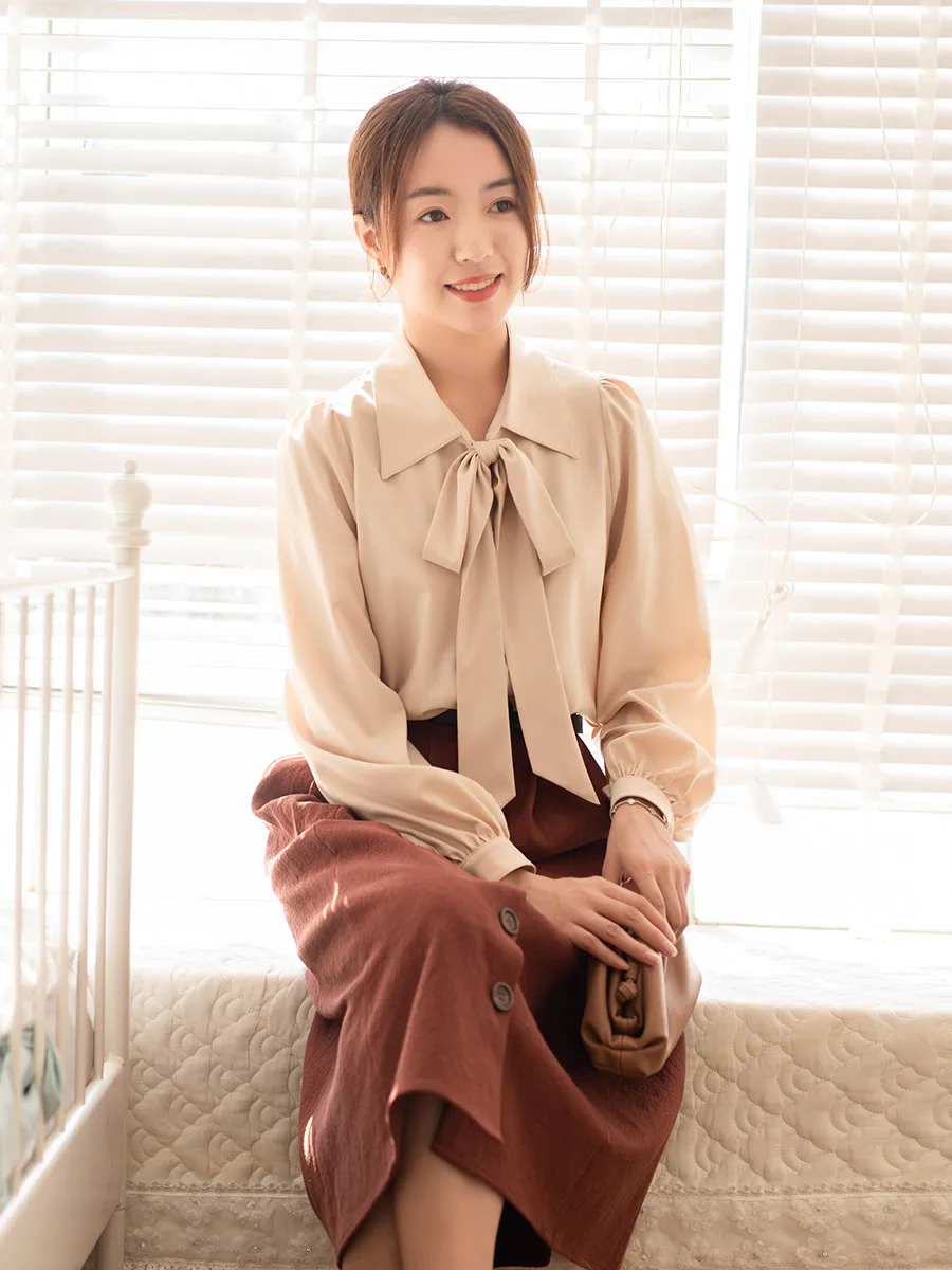 

Новинка: Женская шифоновая блузка с длинными рукавами-фонариками и бантом, для офиса и повседневной носки, ранняя весна