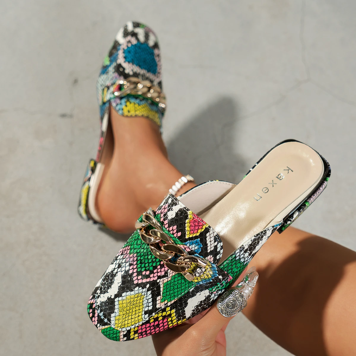 

Women Slippers Snake Print Lazy Metal Fashion Mules Shoes Square Head Low Heel Casual Sandals Color High Quality Slides Women