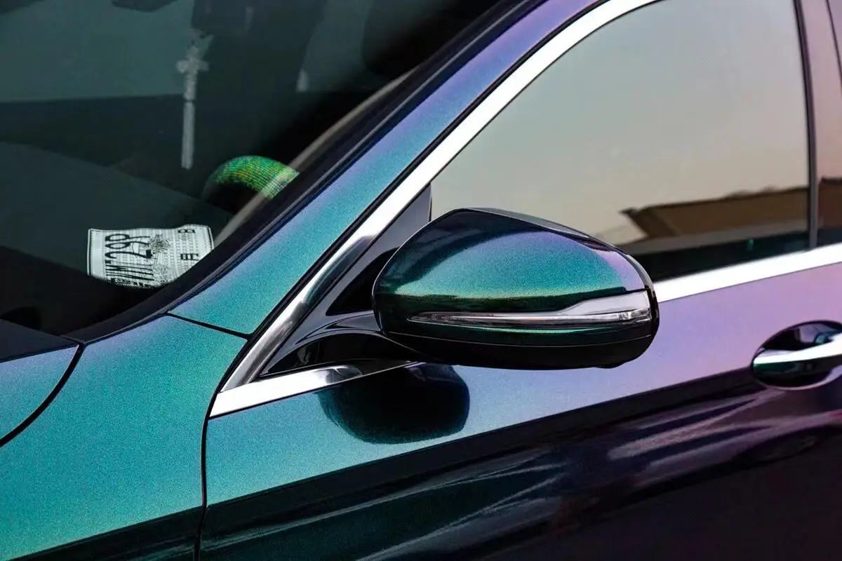 

2025 New Arrival Premium Car Body PVC Stickers Super Stretch Color Change Car Wrap Vinyl Car Sticker Chameleon Purple Green