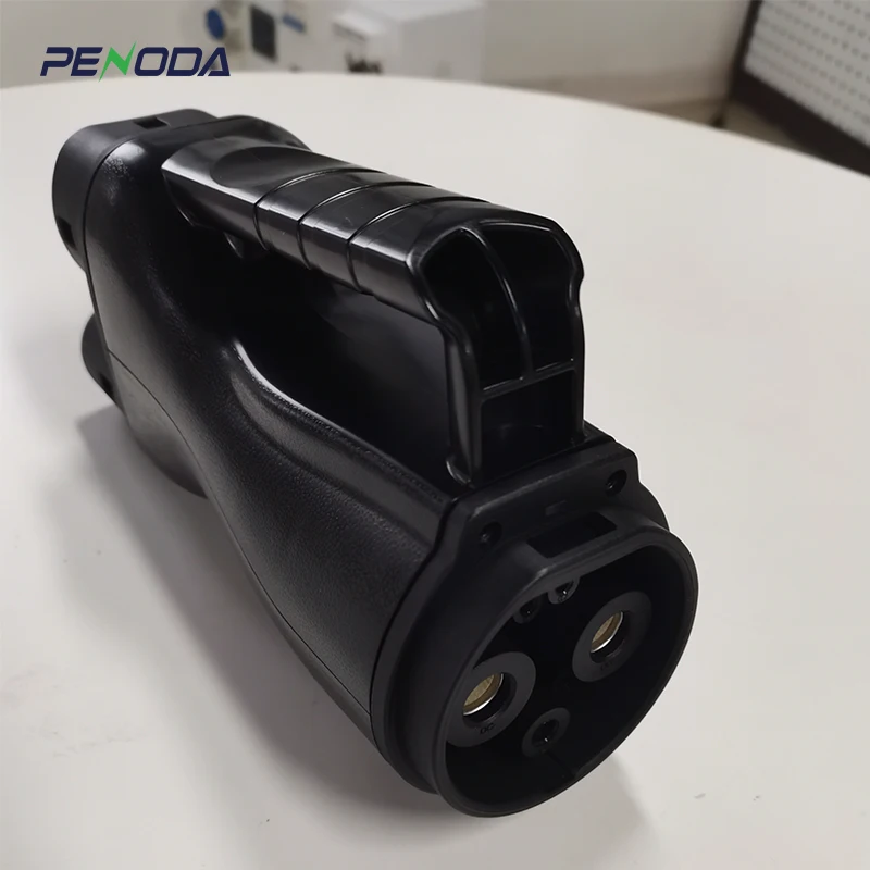 PENODA GBT TO CCS2 EV Fast Charging Connector 200A 200KW FCC GBT To Ccs2 Dc Adapter