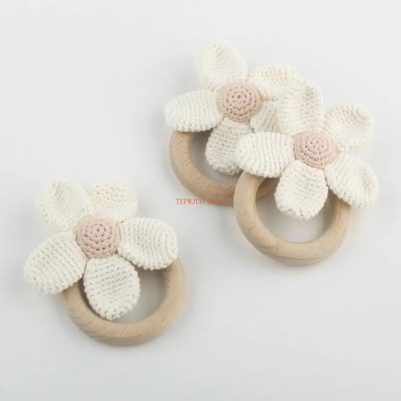 

U50F Baby Teether Toy Crochet Knitted Flower Teething Toy Wooden Teething Rings Baby Chewing Toy Newborn Infant Sensory Toy