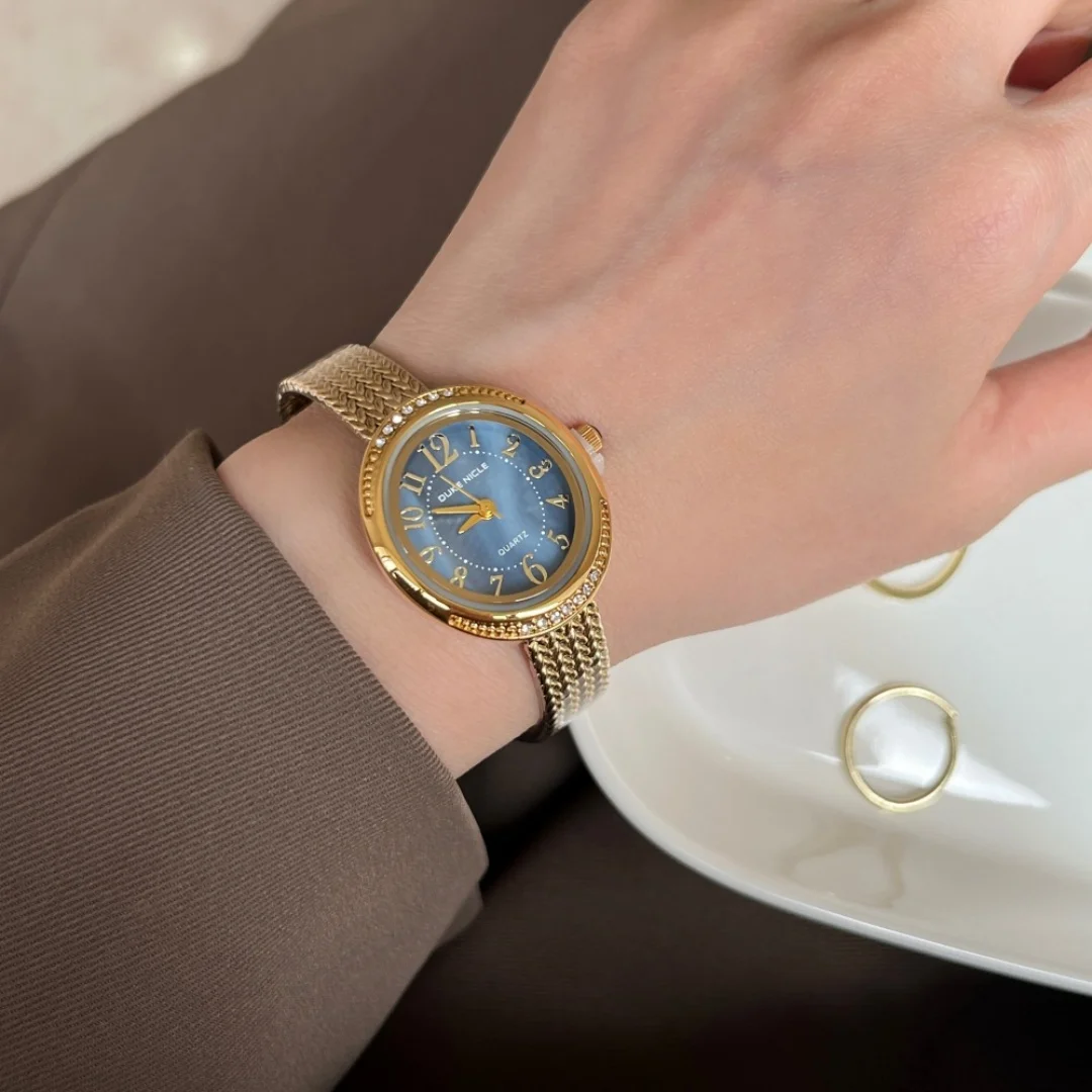 Sunlifex elegante feminino relógio de quartzo pequeno azul escudo dial relógio de pulso pulseira de aço ouro simples retro vestido relógios para mulher reloj