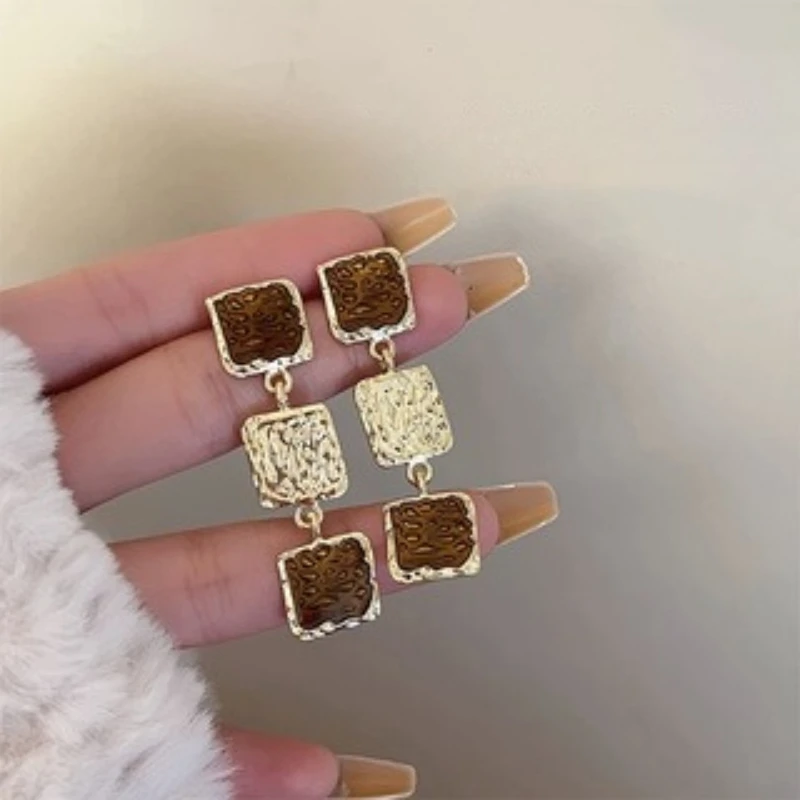 Vintage Bohemian Gold and Coffee Color Pleated Square Pendant Earrings Women's Personalized Trendy Accessories Jewelry