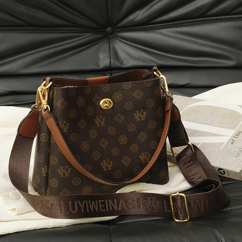 

2025 Versatile Bucket Bag, Women's Top Handle Shoulder Crossbody, Minimalist Day to Night Tote, Chic Sling Bag, Textured