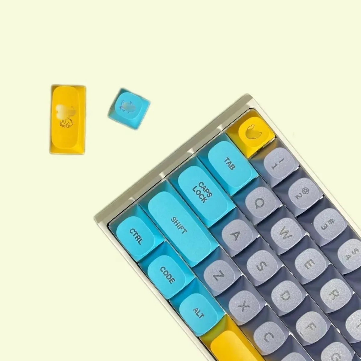 Keycaps PBT ชุดรูปแบบหมีโคอาล่าสีฟ้าที่กำหนดเอง MX แป้นพิมพ์กลปรับให้เข้ากับ Melody96, Kira96, Tada68, KBD75ด้วยปุ่ม6.25U