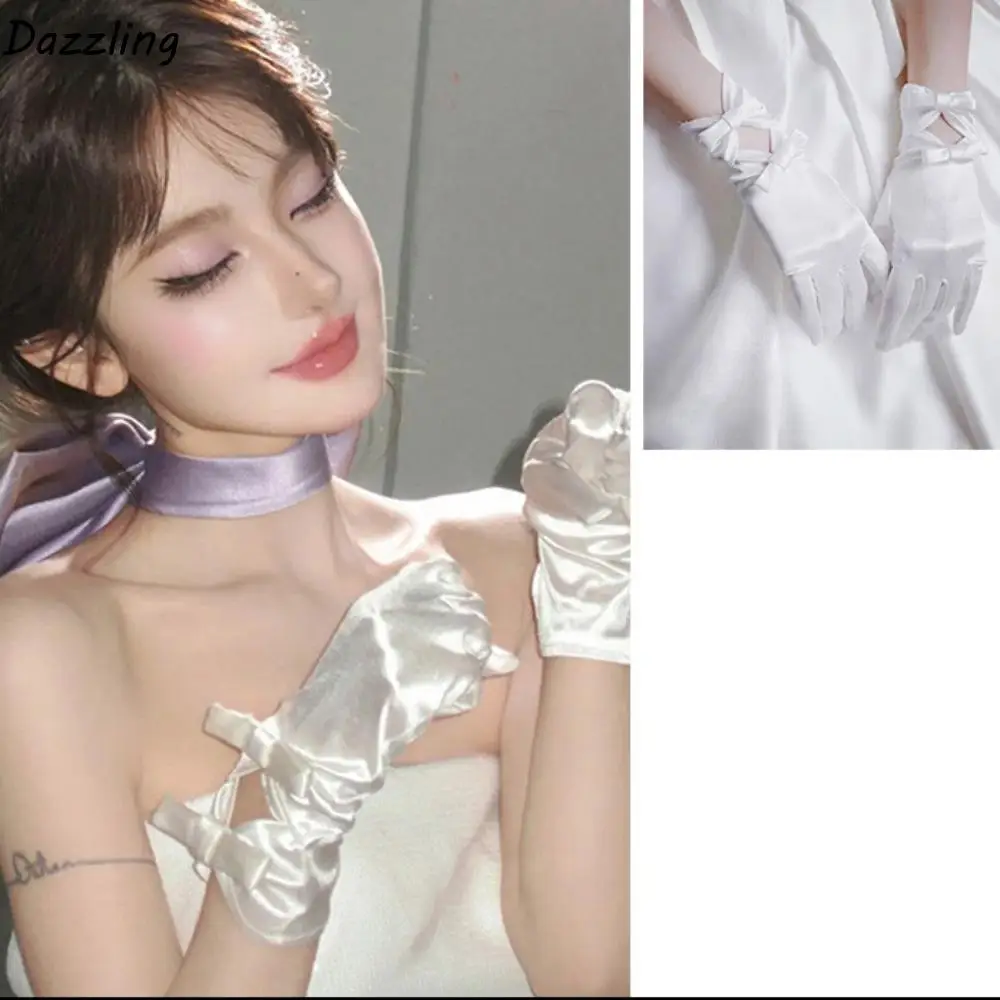 

Retro White Satin Long Gloves Vintage Sweet Wedding Bridal Gloves Elastic Lace Long Finger Mittens Dinner