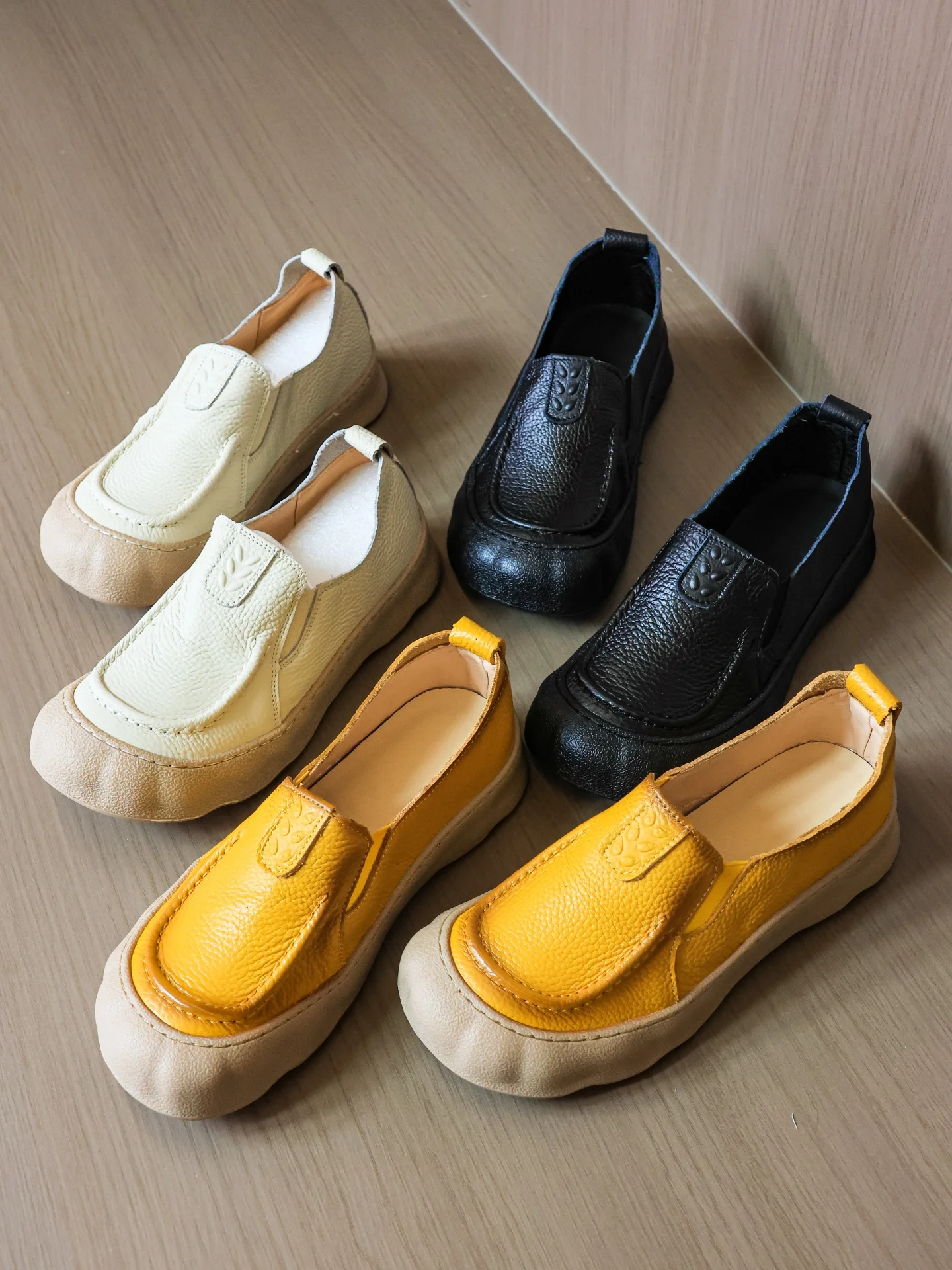 chaussures-retro-femme-a-enfiler-printemps-2026-nouveau-style-polyvalent-semelle-Epaisse-facile-a-porter-coupe-basse-tendance-bout-rond-talon-plat