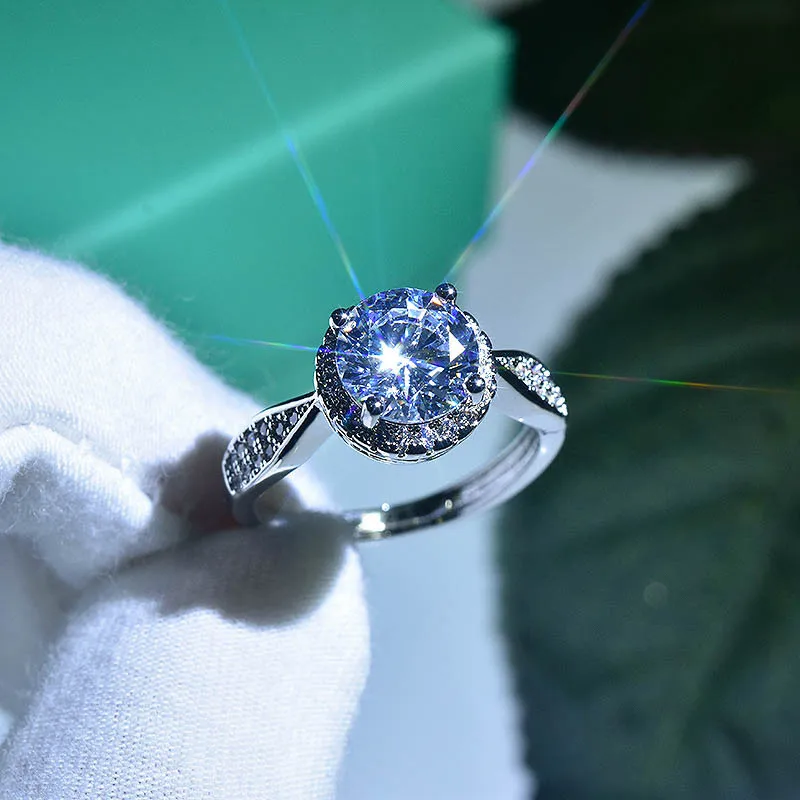 Newly popular and stylish luxury multi-purpose morganite diamond ring for women, highly sold in Europe and America