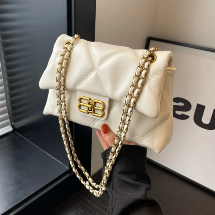 

Mini Quilted Square Bag, 2026 Retro Chain Strap Purse, Simple Luxury Leather Crossbody Bag for Women, Versatile