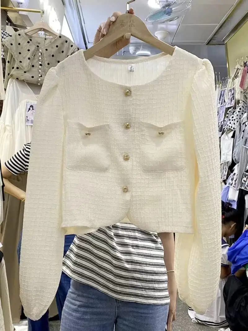 Chic Ladylike Bubbl…